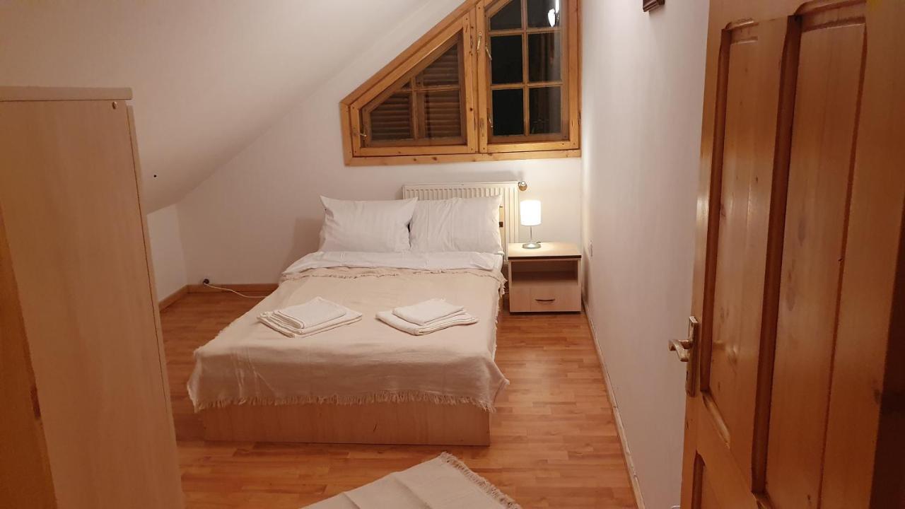 Vila Panselutelor 6 Синая Екстериор снимка
